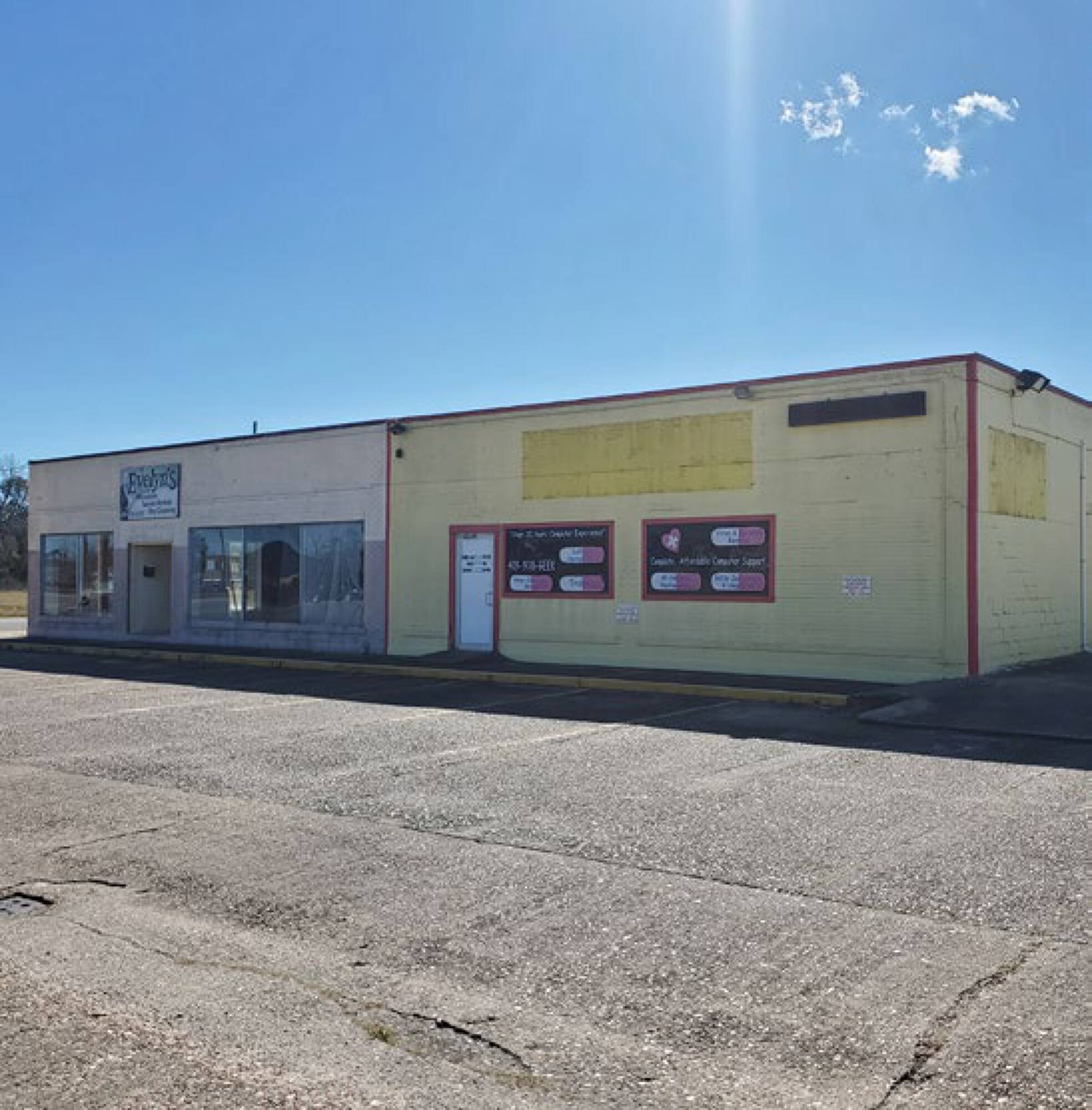 Commercial Property for Sale in La Marque Texas 77568